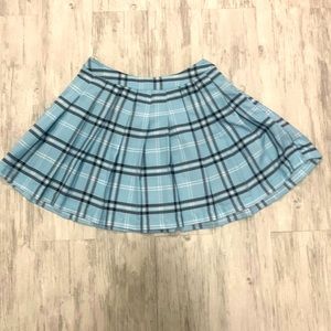 Faded Rose Plaid Skirt | Size M | Color: Black/Blue